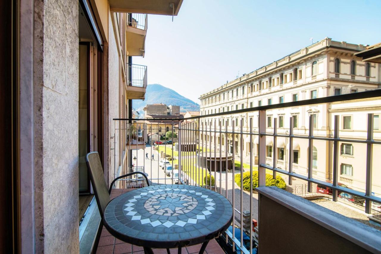 Piazza Roma - The House Of Travelers Apartment Como Exterior photo